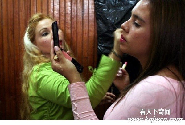 世界各国女子监狱选美实录
